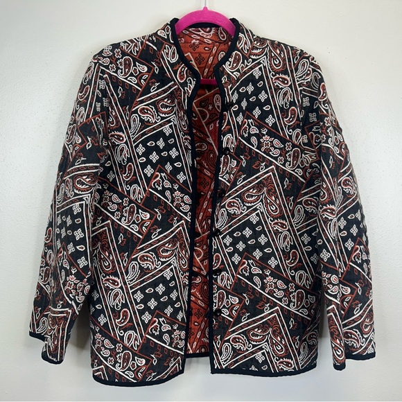 Womens M/L Reversible Red Black Paisley Bandanna Jacket Boho Western Button Up - Picture 10 of 16